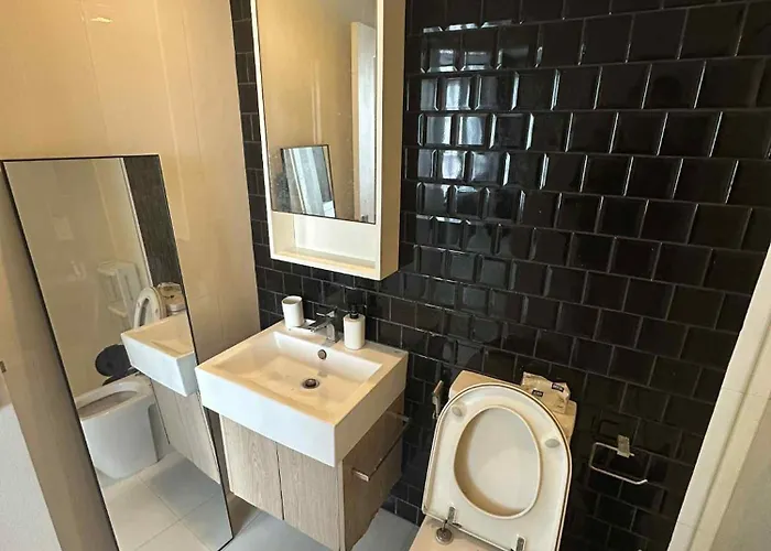 The Sukhumvit 64 Punnawithi Apartment *